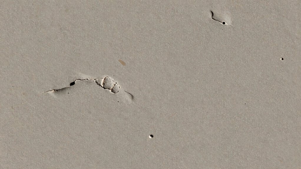 diagnose surface cratering signs